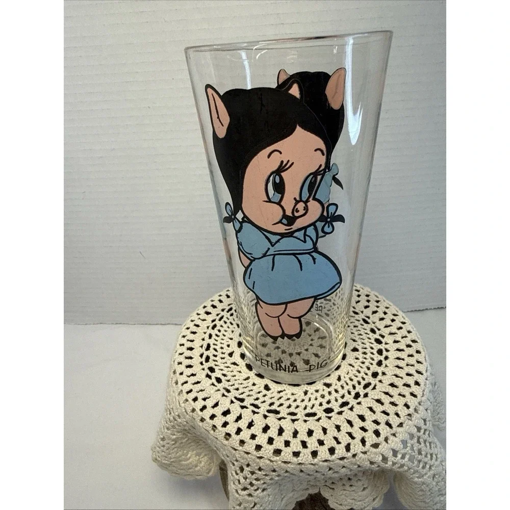 1973 Petunia Pig Warner Bros. Pepsi 6 1/4